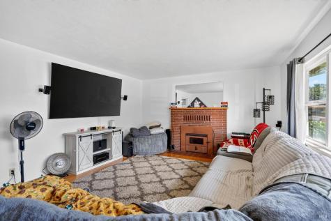 111 S Franklin Street Cloverdale CA 95425