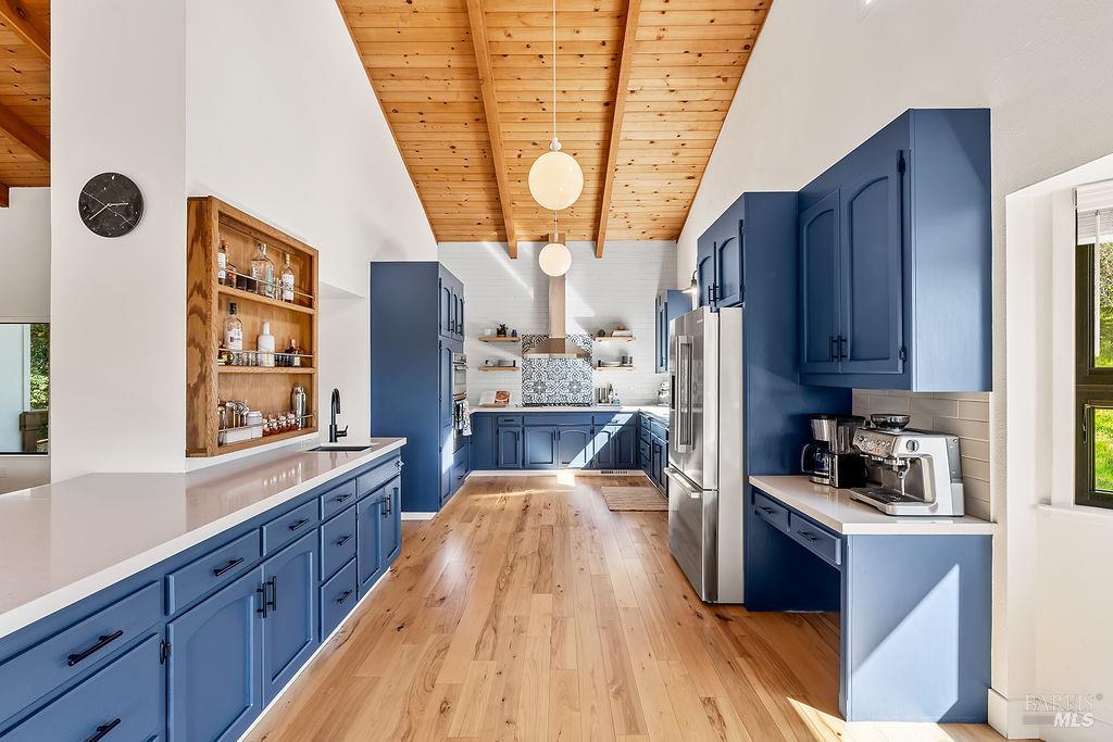913 Valley View Drive Healdsburg CA 95448