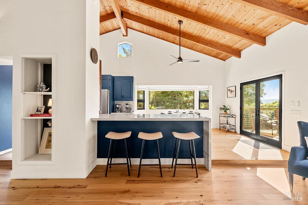 913 Valley View Drive Healdsburg CA 95448