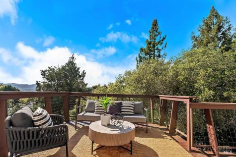 913 Valley View Drive Healdsburg CA 95448