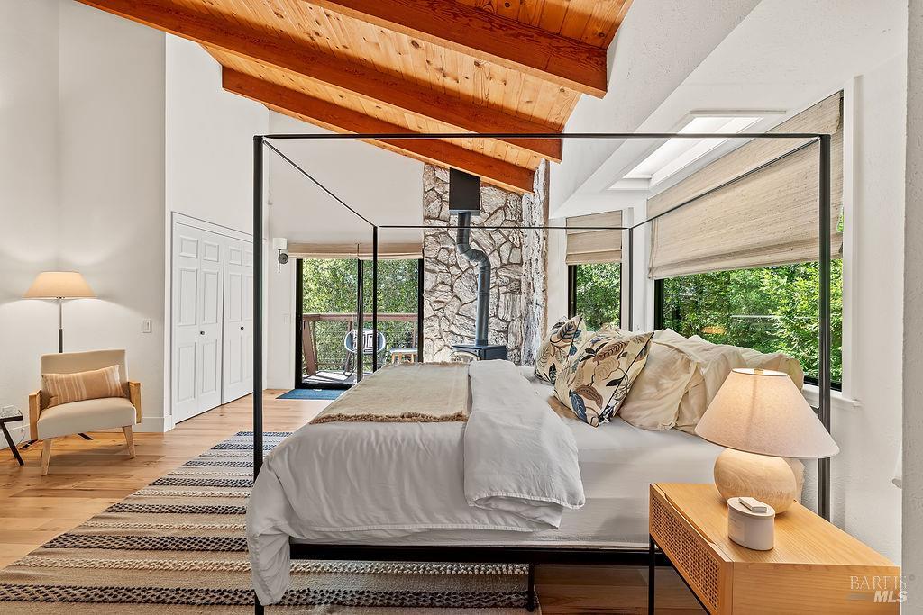 913 Valley View Drive Healdsburg CA 95448