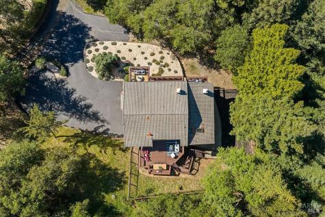 913 Valley View Drive Healdsburg CA 95448