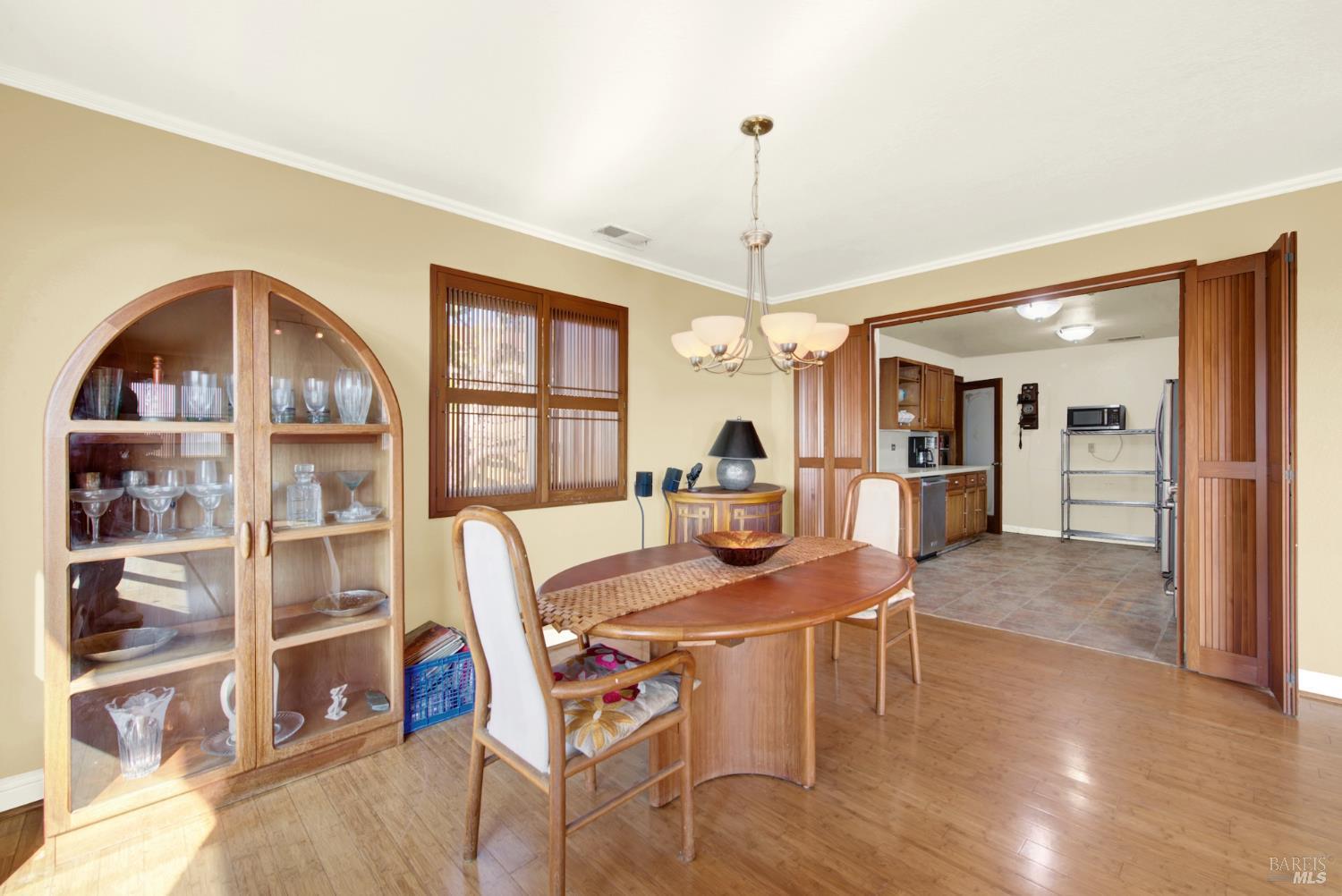 7937 Sunkist Drive Oakland CA 94605