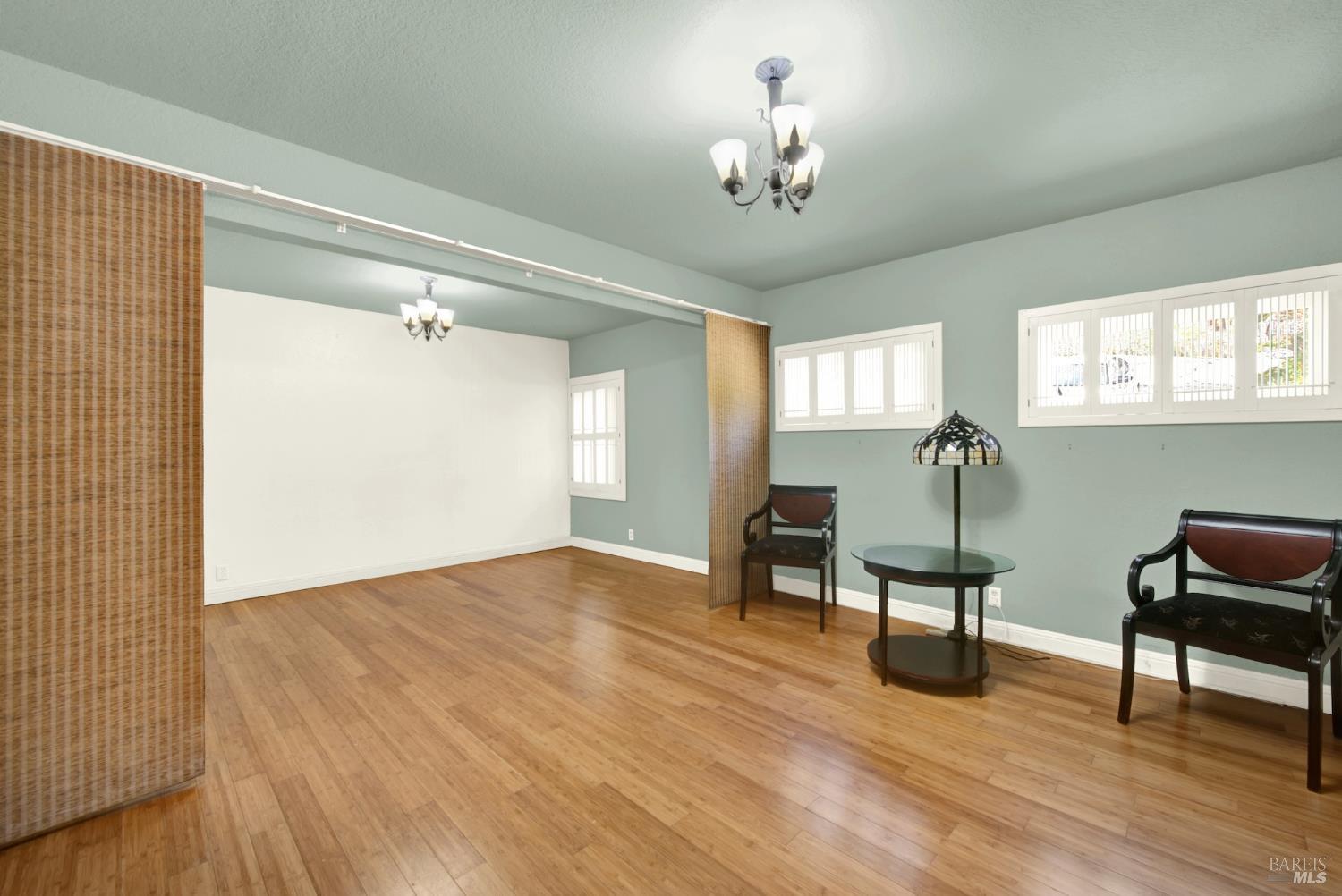 7937 Sunkist Drive Oakland CA 94605