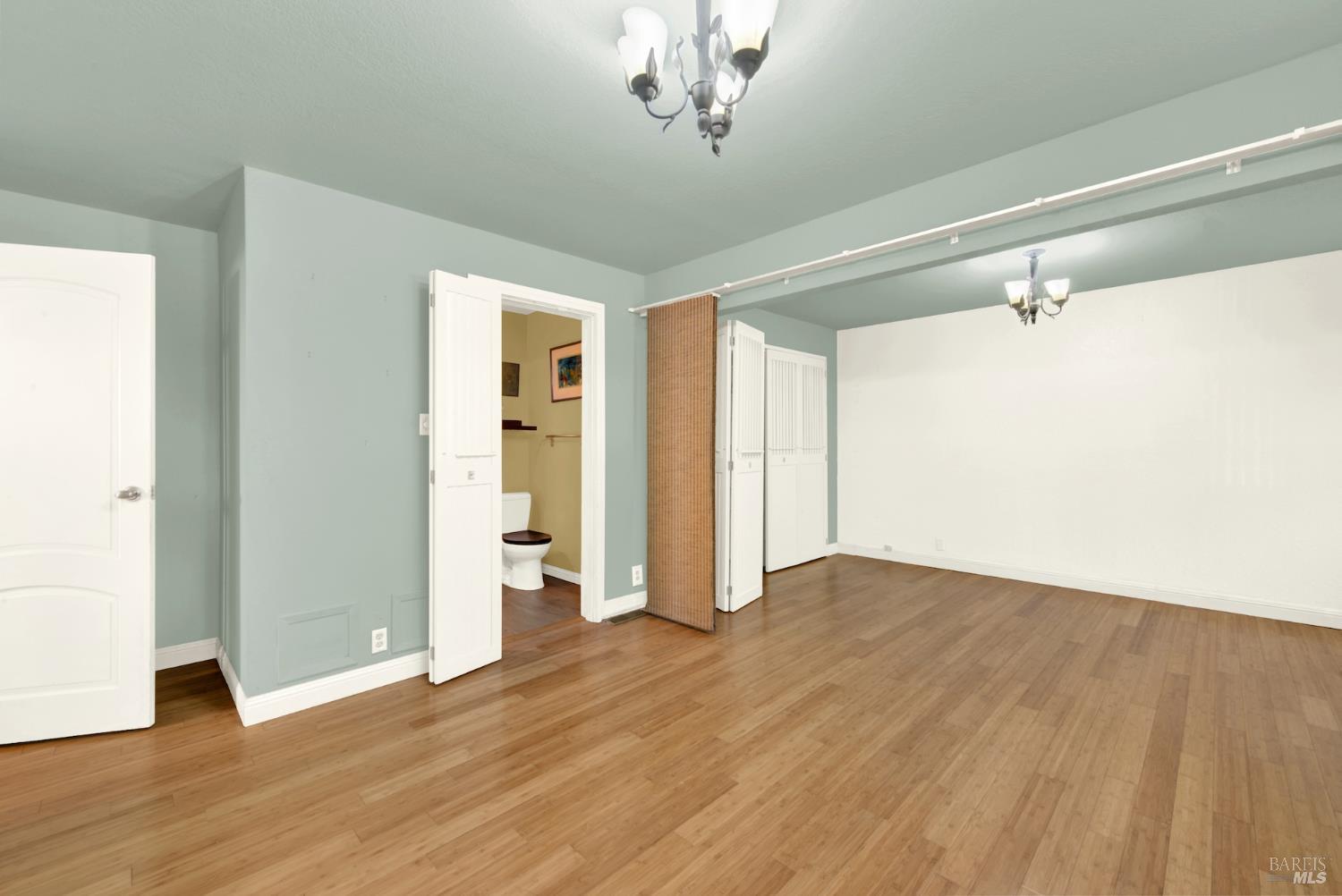 7937 Sunkist Drive Oakland CA 94605