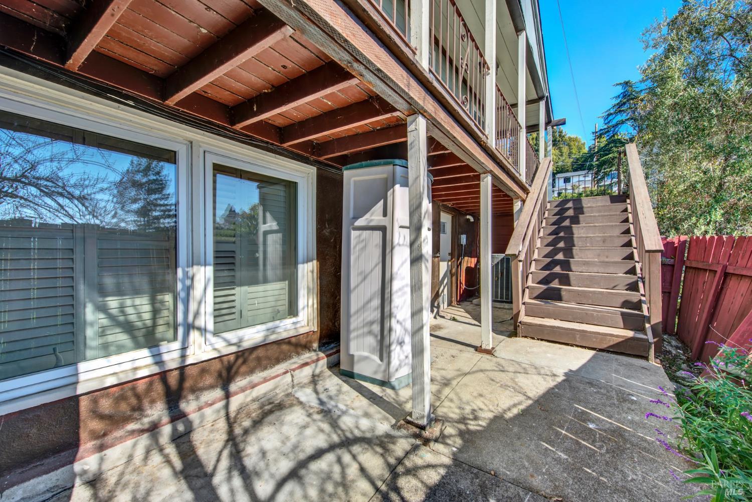 7937 Sunkist Drive Oakland CA 94605