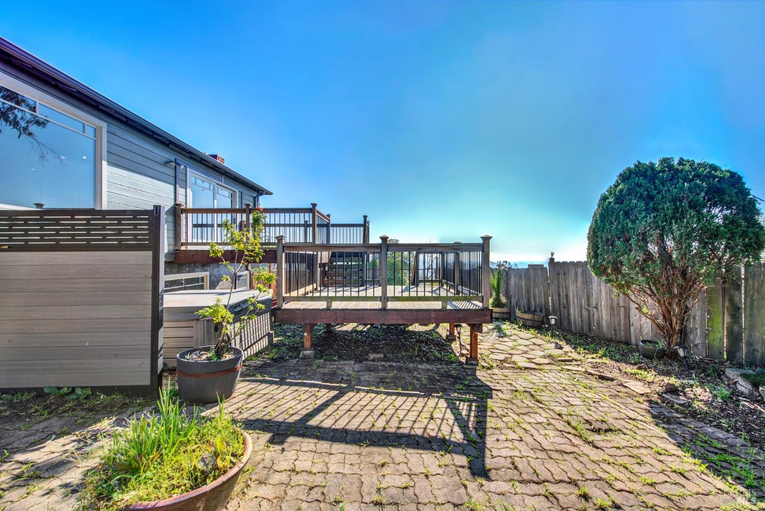 7937 Sunkist Drive Oakland CA 94605