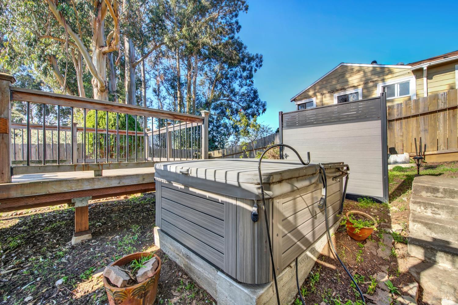 7937 Sunkist Drive Oakland CA 94605