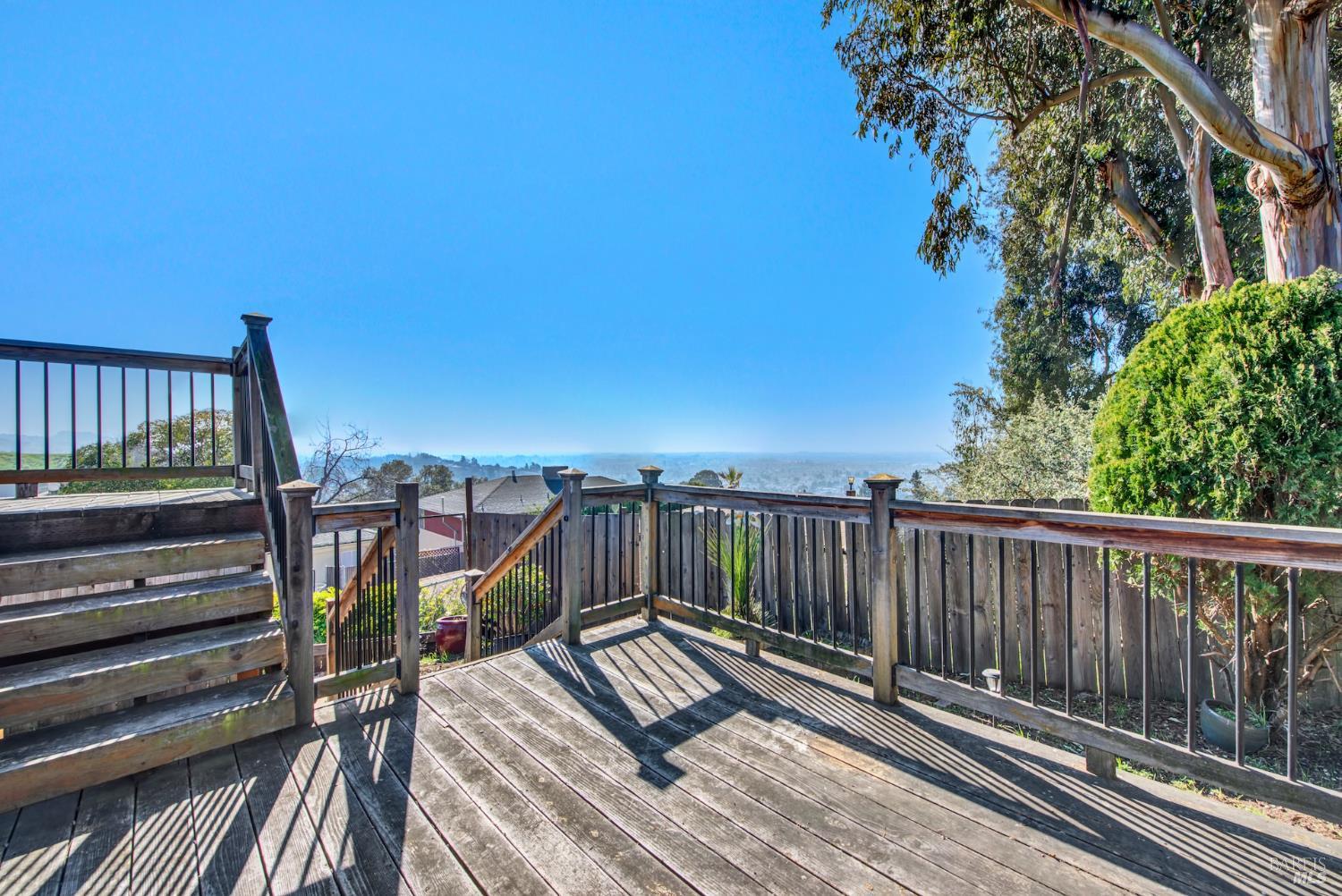 7937 Sunkist Drive Oakland CA 94605