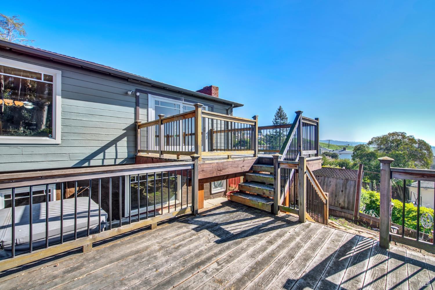 7937 Sunkist Drive Oakland CA 94605