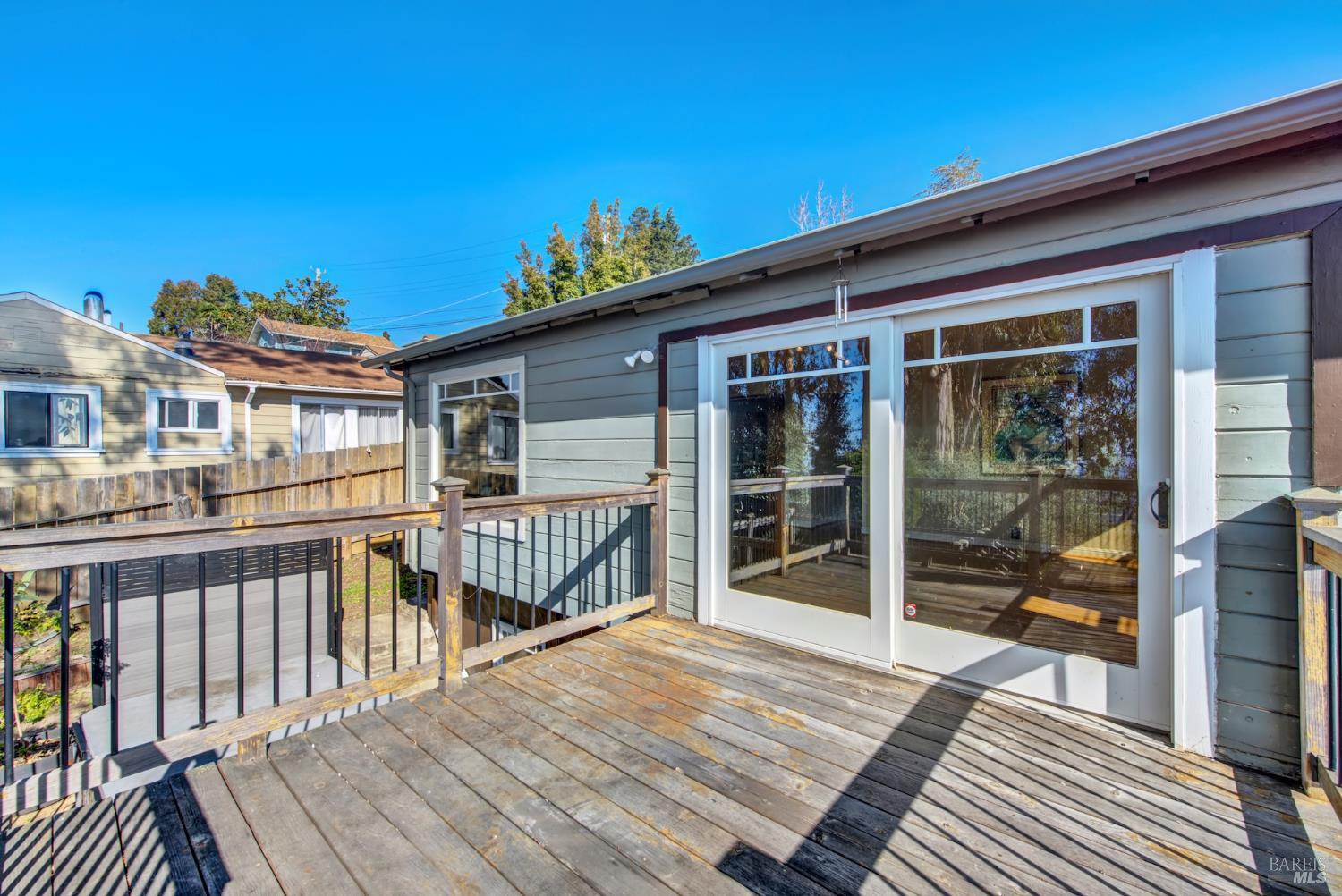 7937 Sunkist Drive Oakland CA 94605