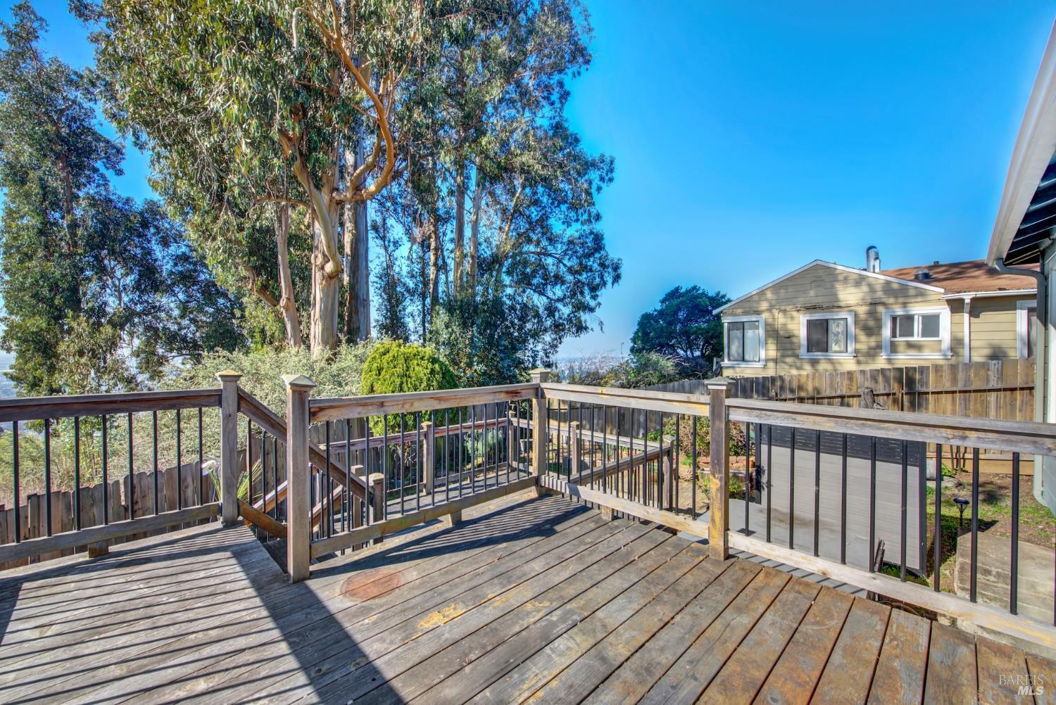 7937 Sunkist Drive Oakland CA 94605