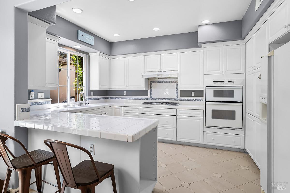 34 Woodbridge Way Novato CA 94949