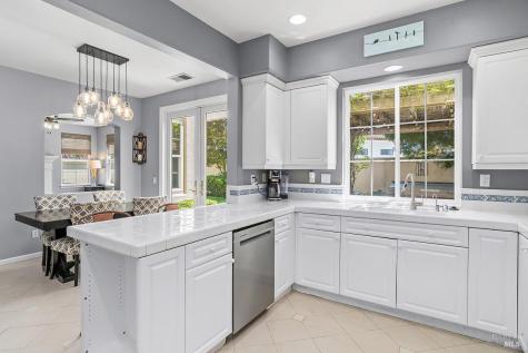 34 Woodbridge Way Novato CA 94949