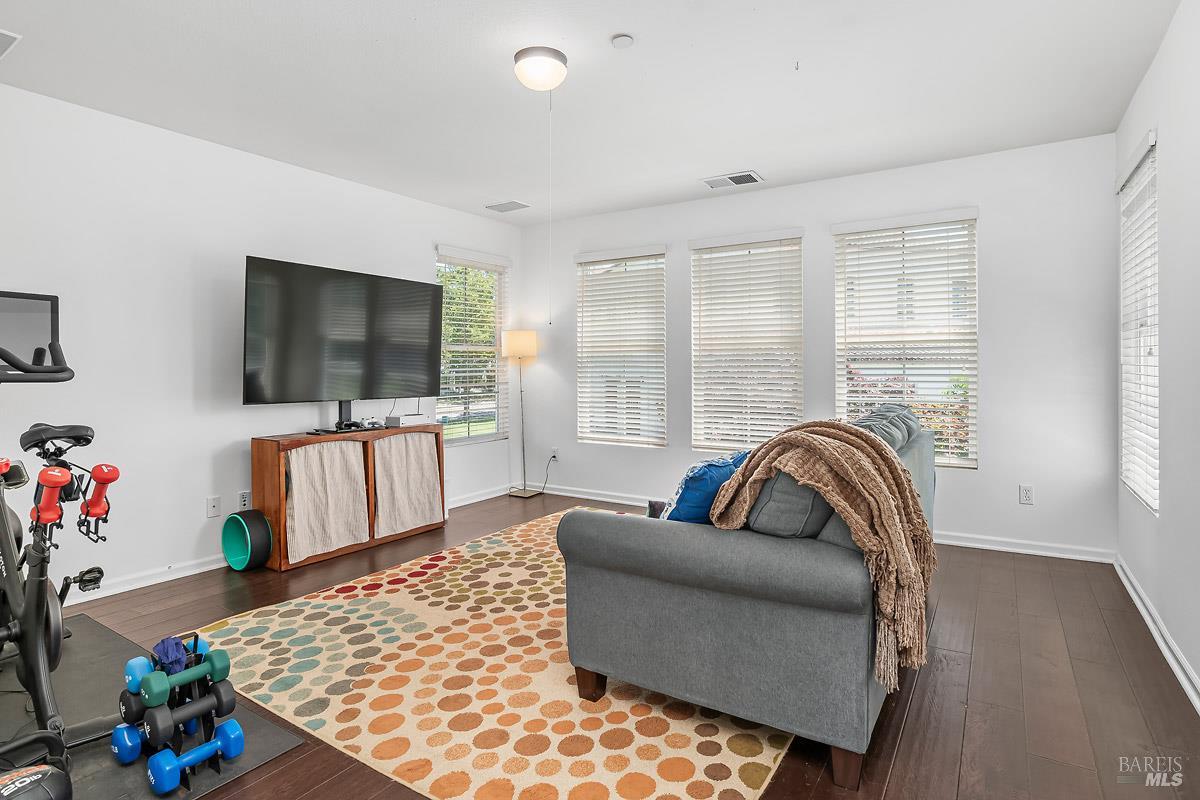 34 Woodbridge Way Novato CA 94949