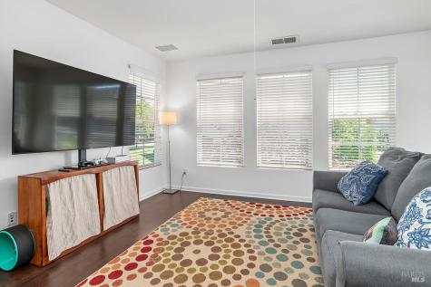34 Woodbridge Way Novato CA 94949