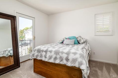 34 Woodbridge Way Novato CA 94949