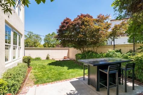 34 Woodbridge Way Novato CA 94949