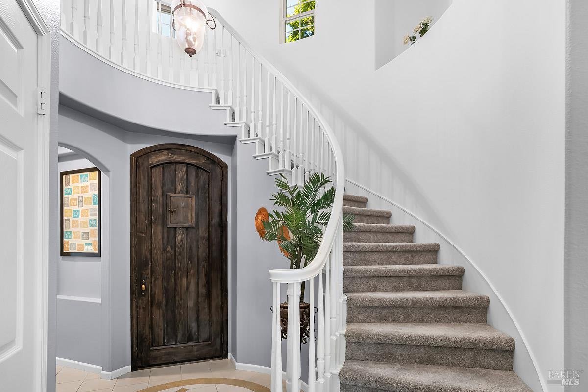 34 Woodbridge Way Novato CA 94949