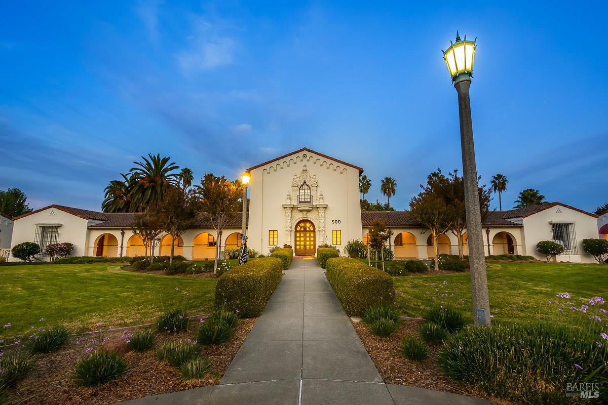 34 Woodbridge Way Novato CA 94949