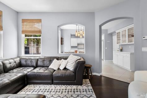 34 Woodbridge Way Novato CA 94949