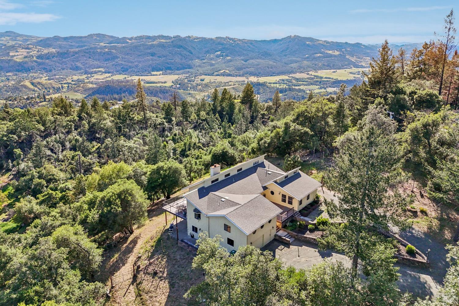 305 West Lane Angwin CA 94508