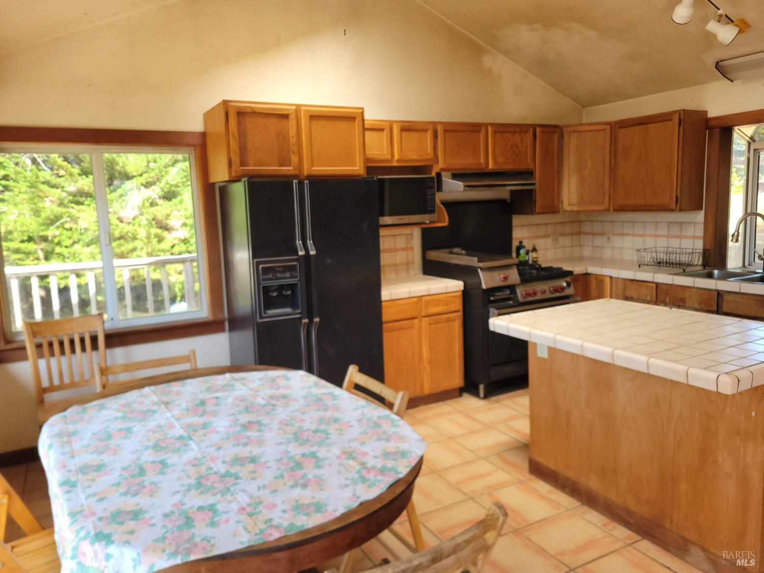 43751 Crispin Road Manchester CA 95459
