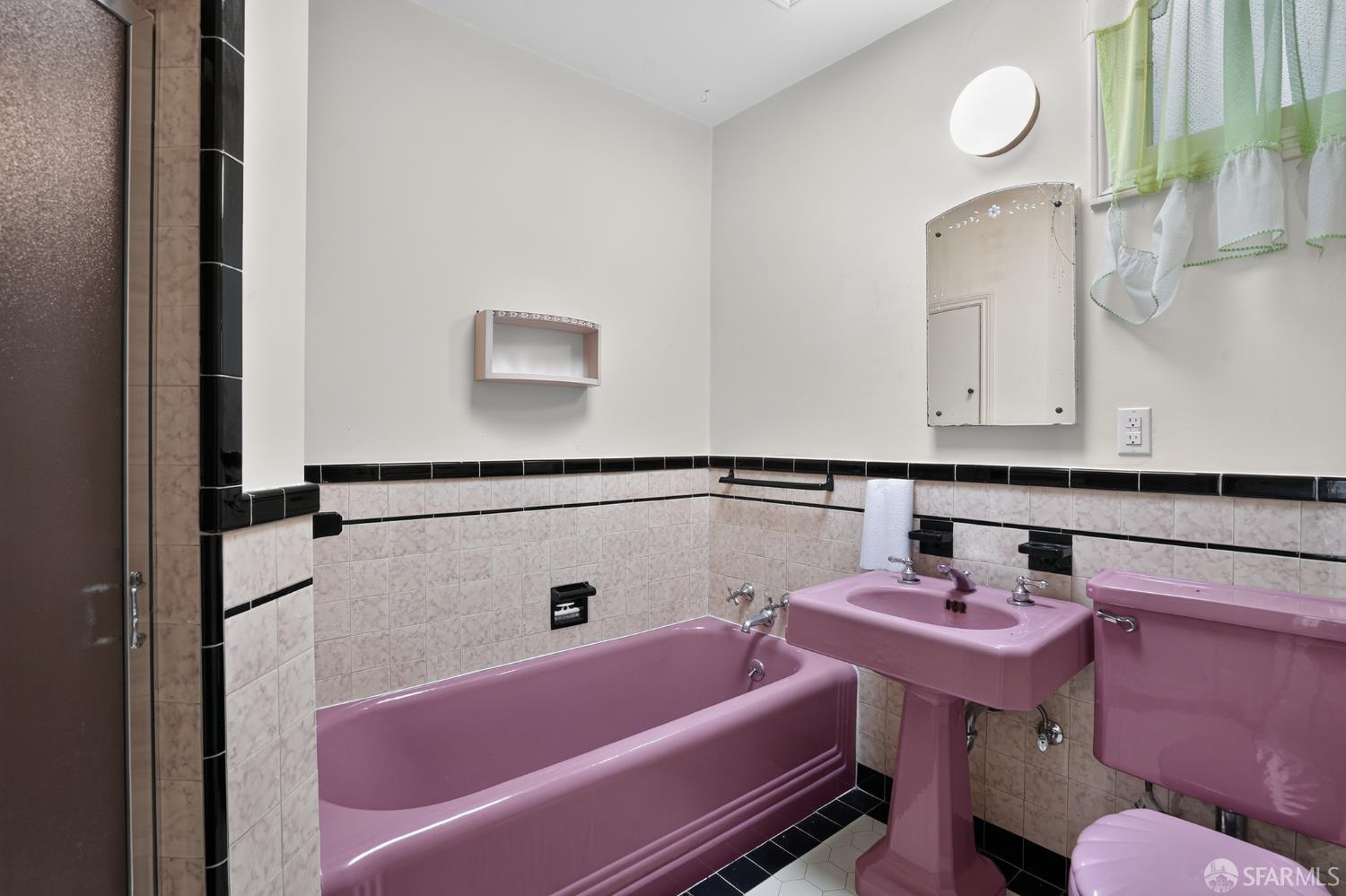 2047 Vicente Street San Francisco CA 94116