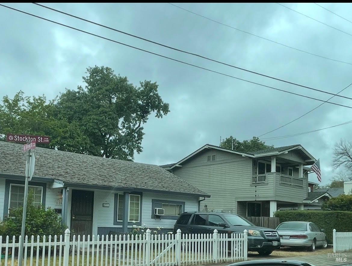 1209 Stockton Street St. Helena CA 94574