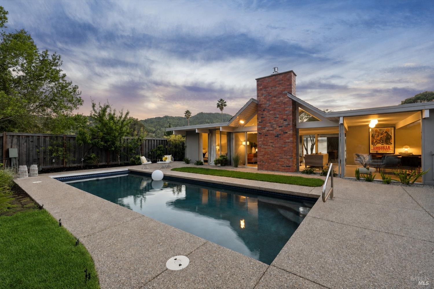 228 Mount Shasta Drive San Rafael CA 94903