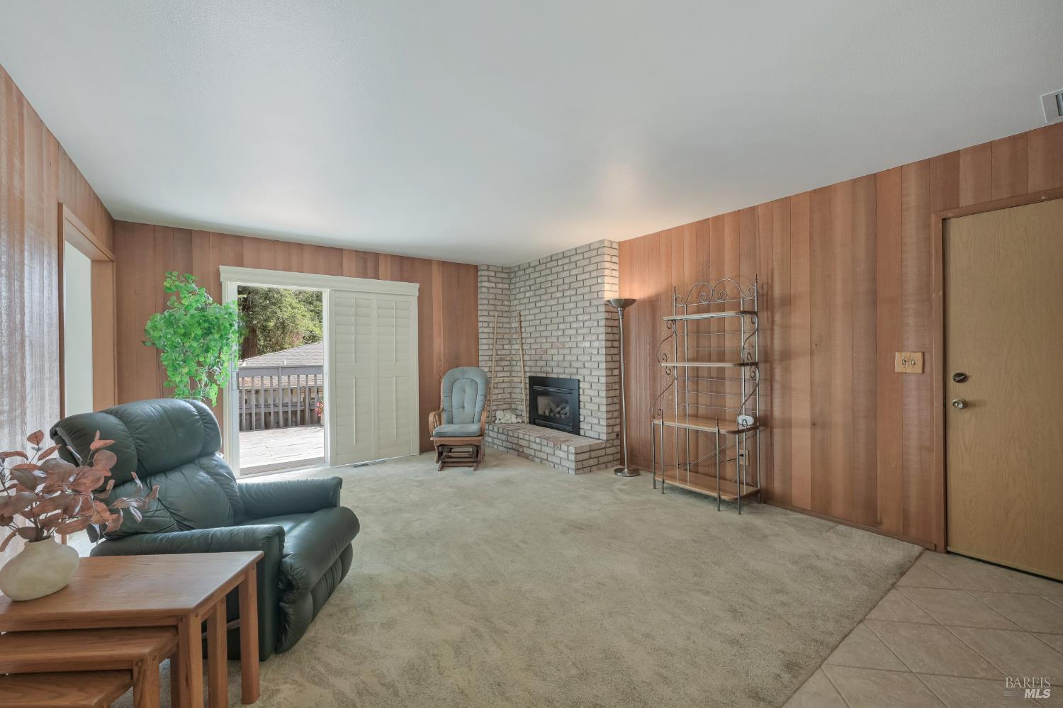 2040 Parrish Drive Santa Rosa CA 95404