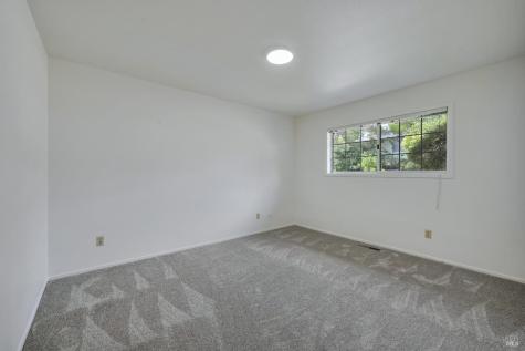 2040 Parrish Drive Santa Rosa CA 95404