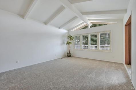 2040 Parrish Drive Santa Rosa CA 95404