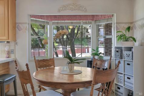 2040 Parrish Drive Santa Rosa CA 95404