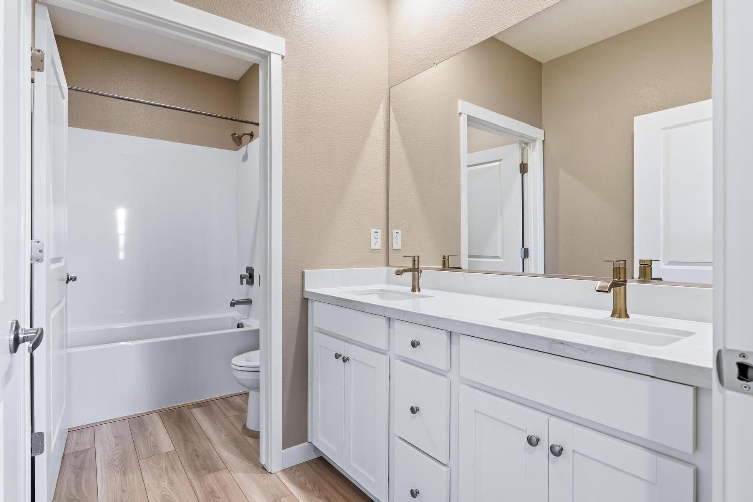 3308 Dillion Way Denair CA 95316