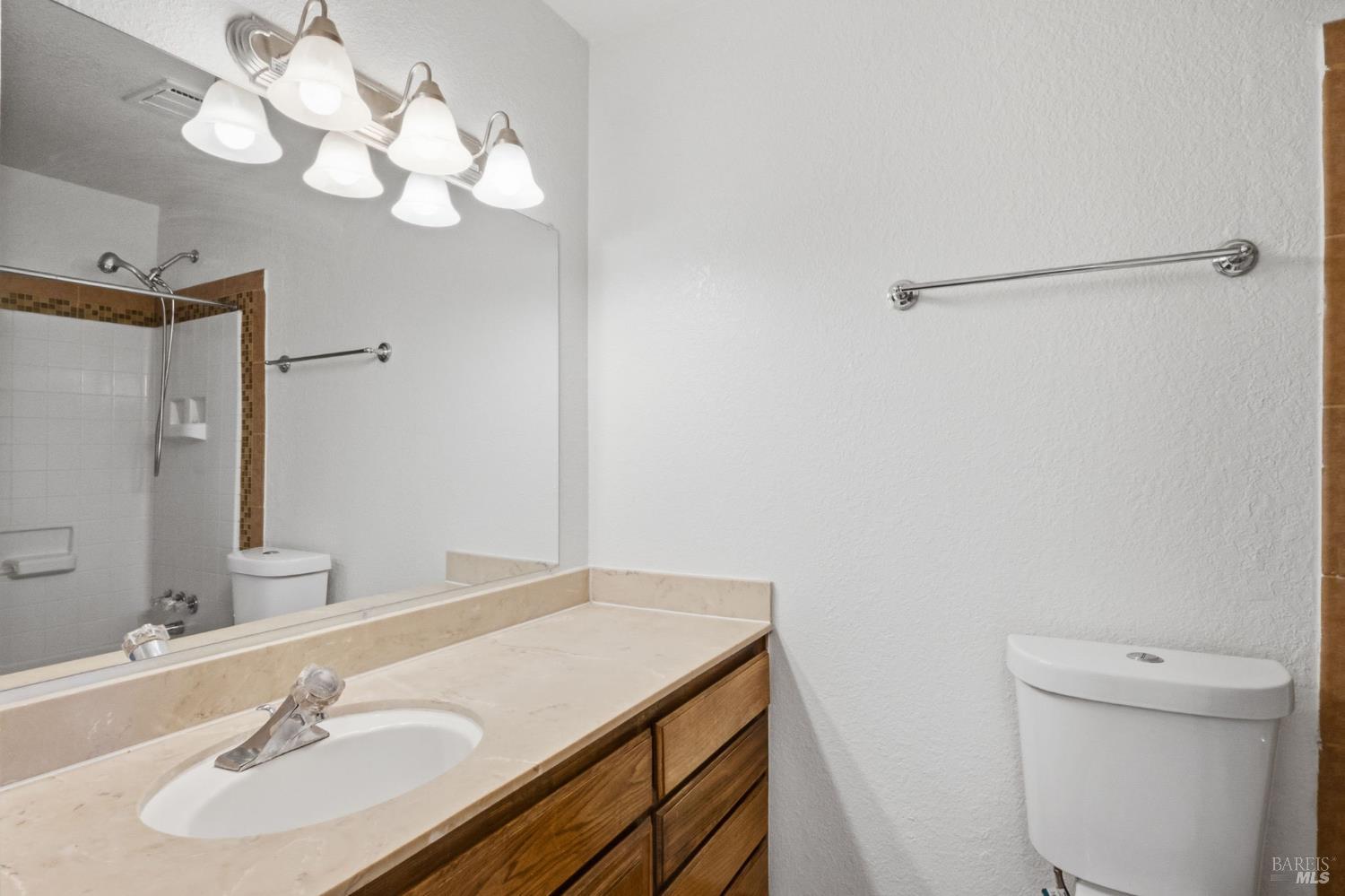 1101 Canary Drive Suisun City CA 94585