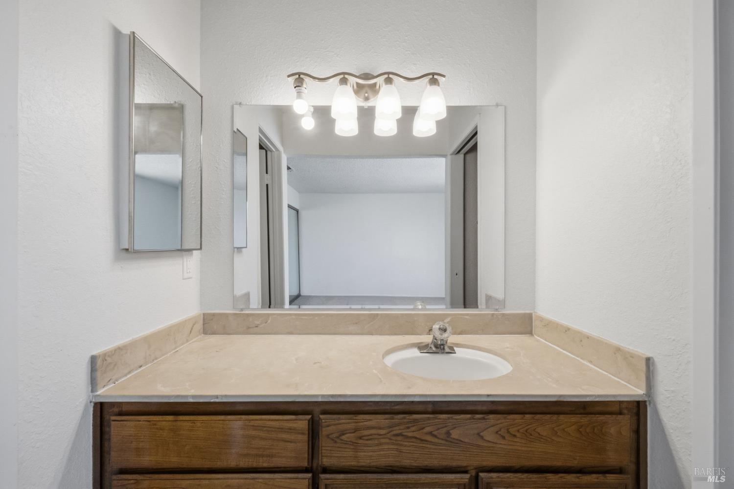 1101 Canary Drive Suisun City CA 94585