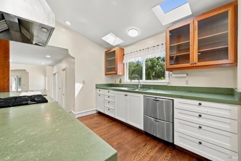 1431 Manzanita Avenue Santa Rosa CA 95404