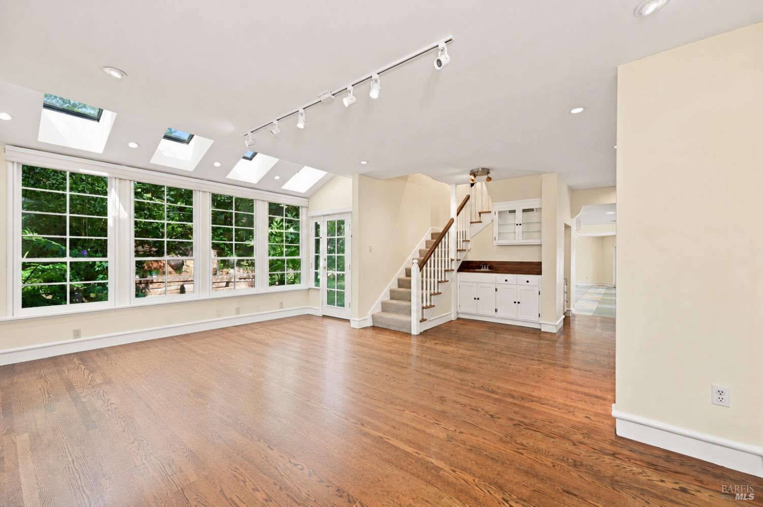 1431 Manzanita Avenue Santa Rosa CA 95404