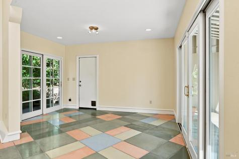 1431 Manzanita Avenue Santa Rosa CA 95404