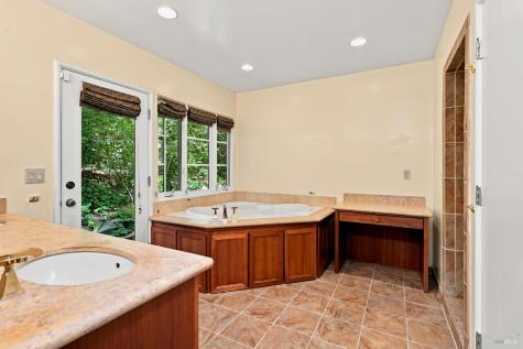 1431 Manzanita Avenue Santa Rosa CA 95404