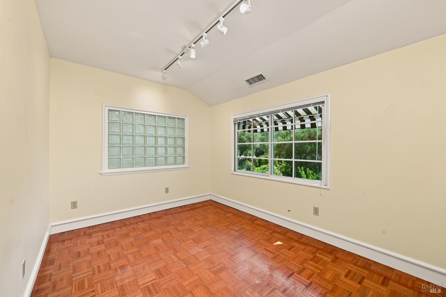 1431 Manzanita Avenue Santa Rosa CA 95404