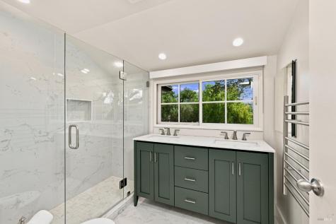 1431 Manzanita Avenue Santa Rosa CA 95404