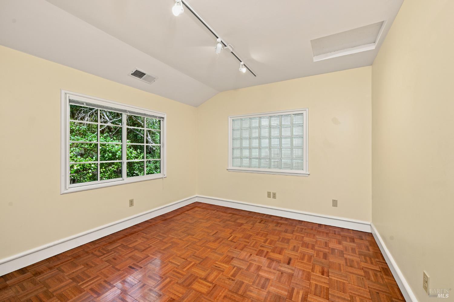 1431 Manzanita Avenue Santa Rosa CA 95404