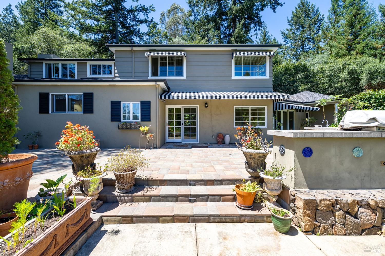 1431 Manzanita Avenue Santa Rosa CA 95404