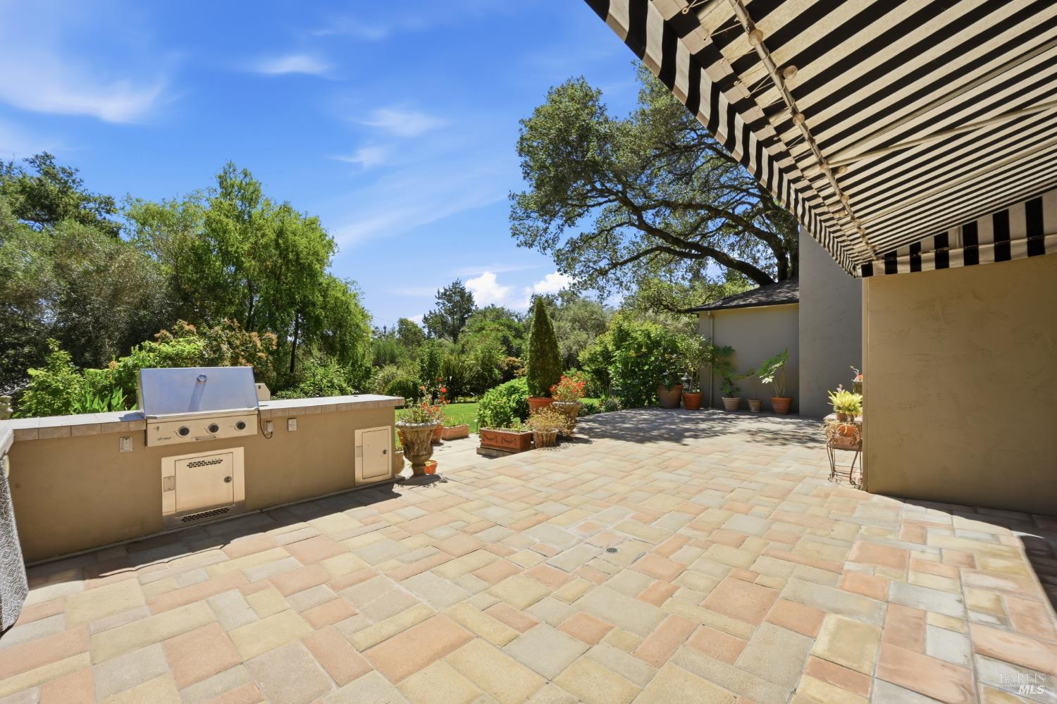 1431 Manzanita Avenue Santa Rosa CA 95404