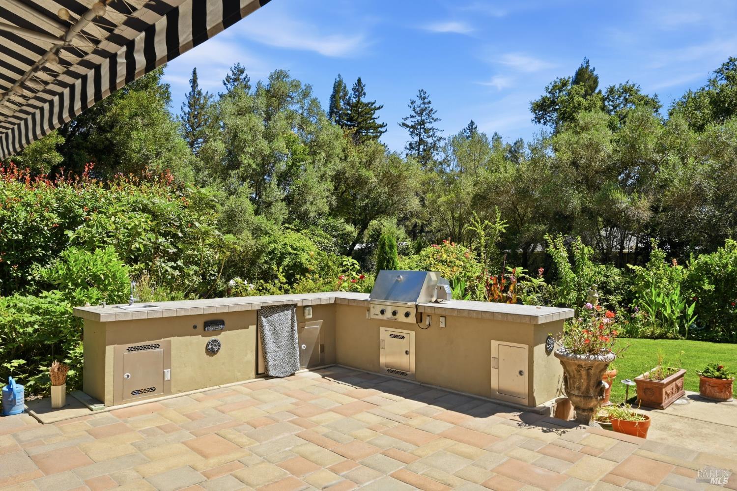 1431 Manzanita Avenue Santa Rosa CA 95404