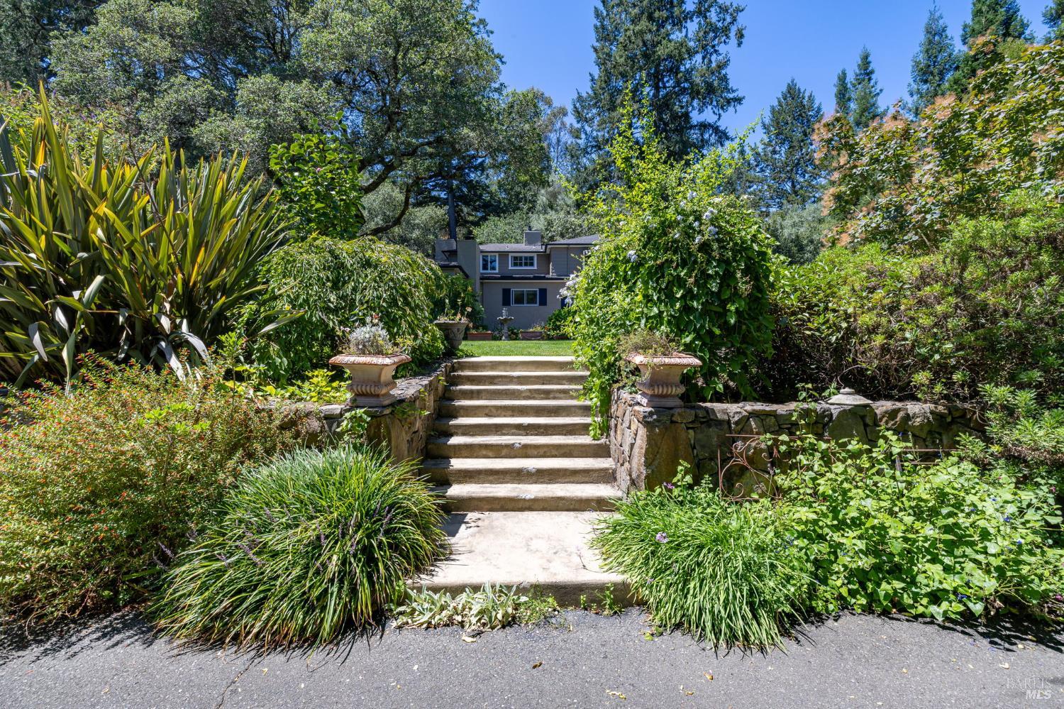 1431 Manzanita Avenue Santa Rosa CA 95404