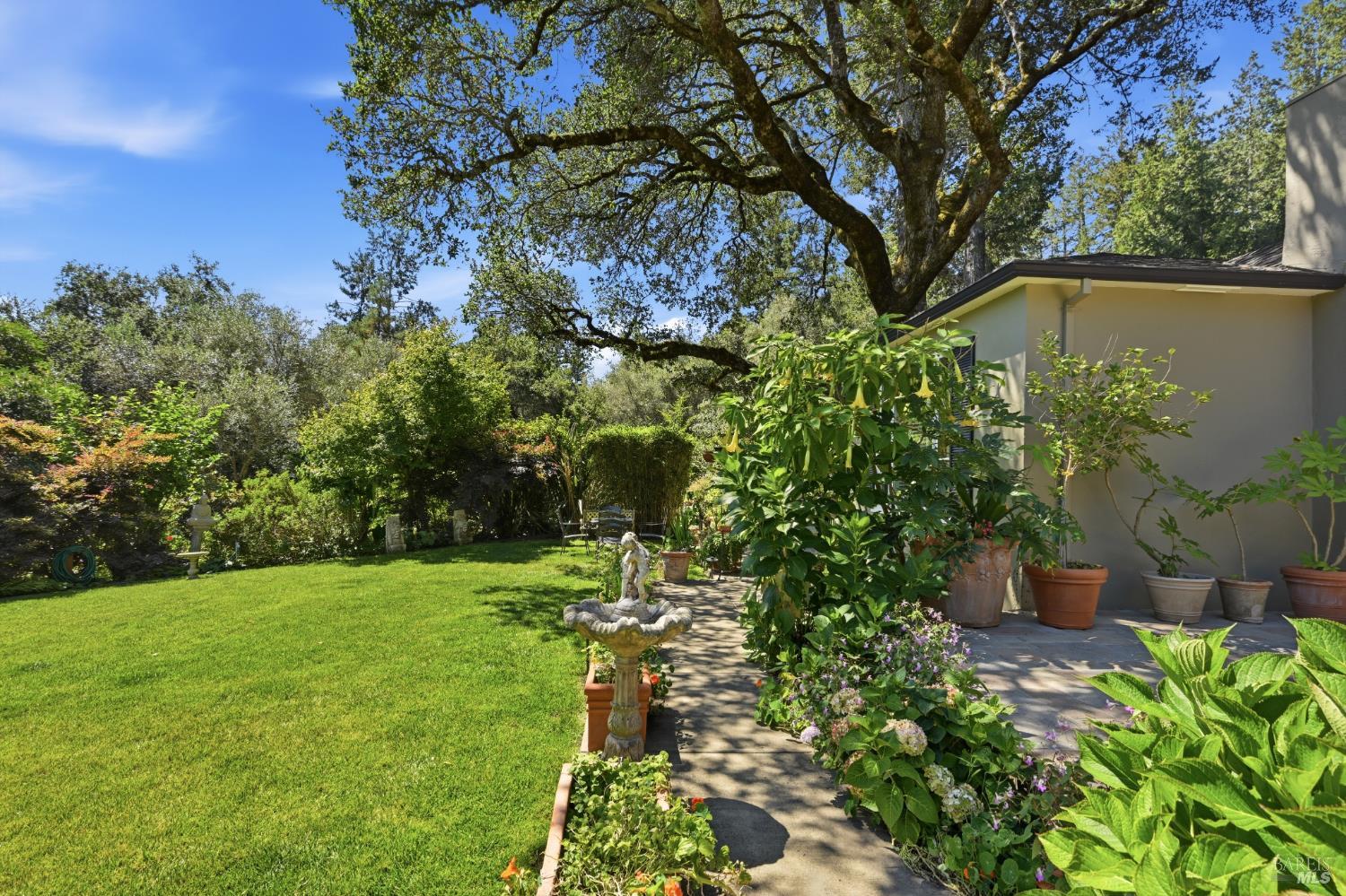 1431 Manzanita Avenue Santa Rosa CA 95404