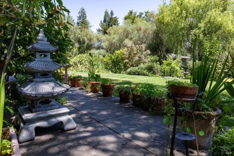 1431 Manzanita Avenue Santa Rosa CA 95404